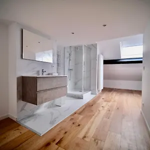 Bed & Breakfast Smart Appart - North, Brussel